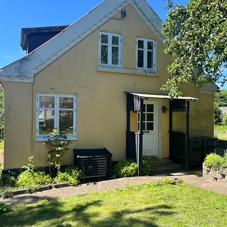 Solhus Tatil Evi *